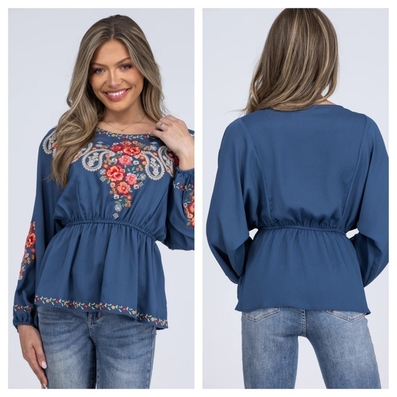 Savanna Jane Tops - Savanah Jane The In Great Detail Top, New with Tags, Size Small